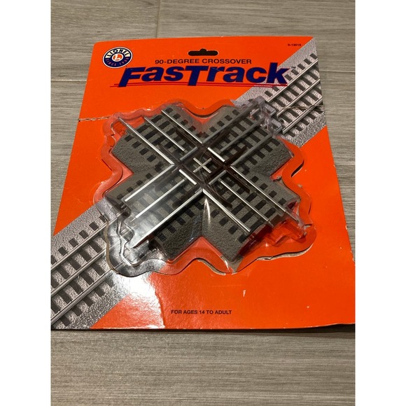 Lionel 6-12019 O-gauge/O-27 FasTrack 90-degree Crossing Track Section - Picture 1 of 10